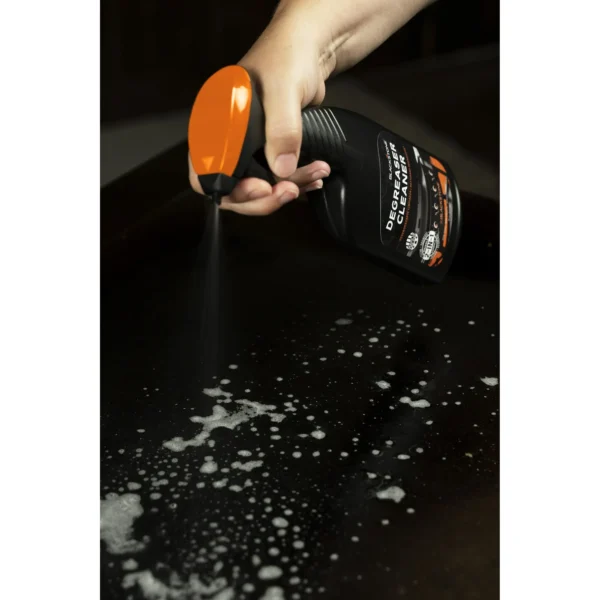 Blackstone 2-in-1 Griddle Degreaser and Cleaning Spray - Image 3